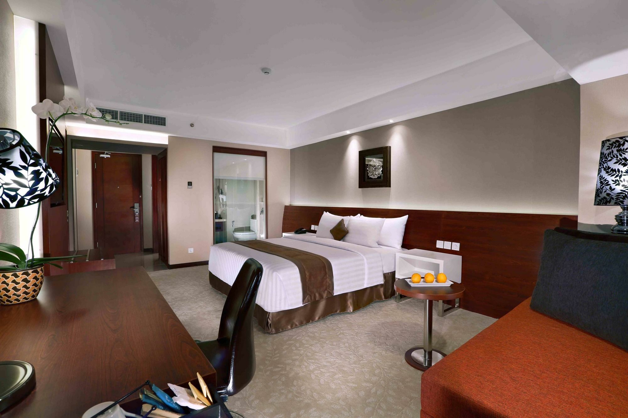 The Alana Yogyakarta Hotel And Convention Center Sleman  Esterno foto